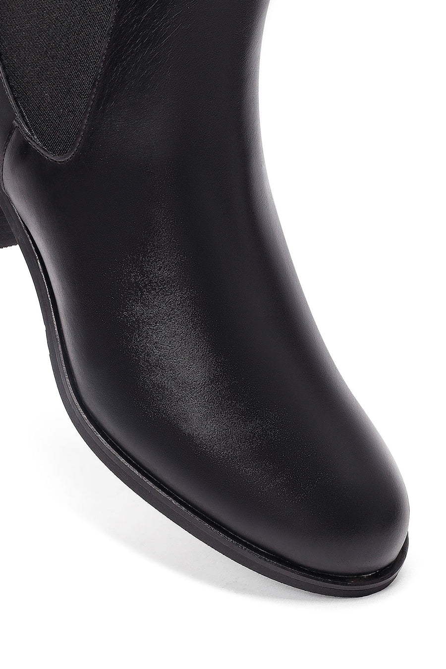 Woman Black Thick-Heeled Chelsea Boots