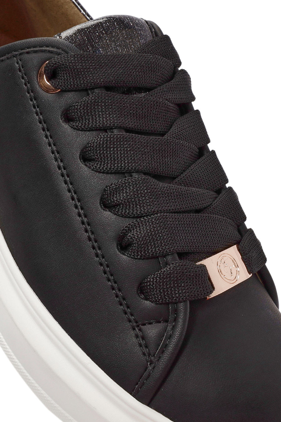 ACBC x Derimod Kadın Siyah Bağcıklı Kalın Tabanlı Sneaker