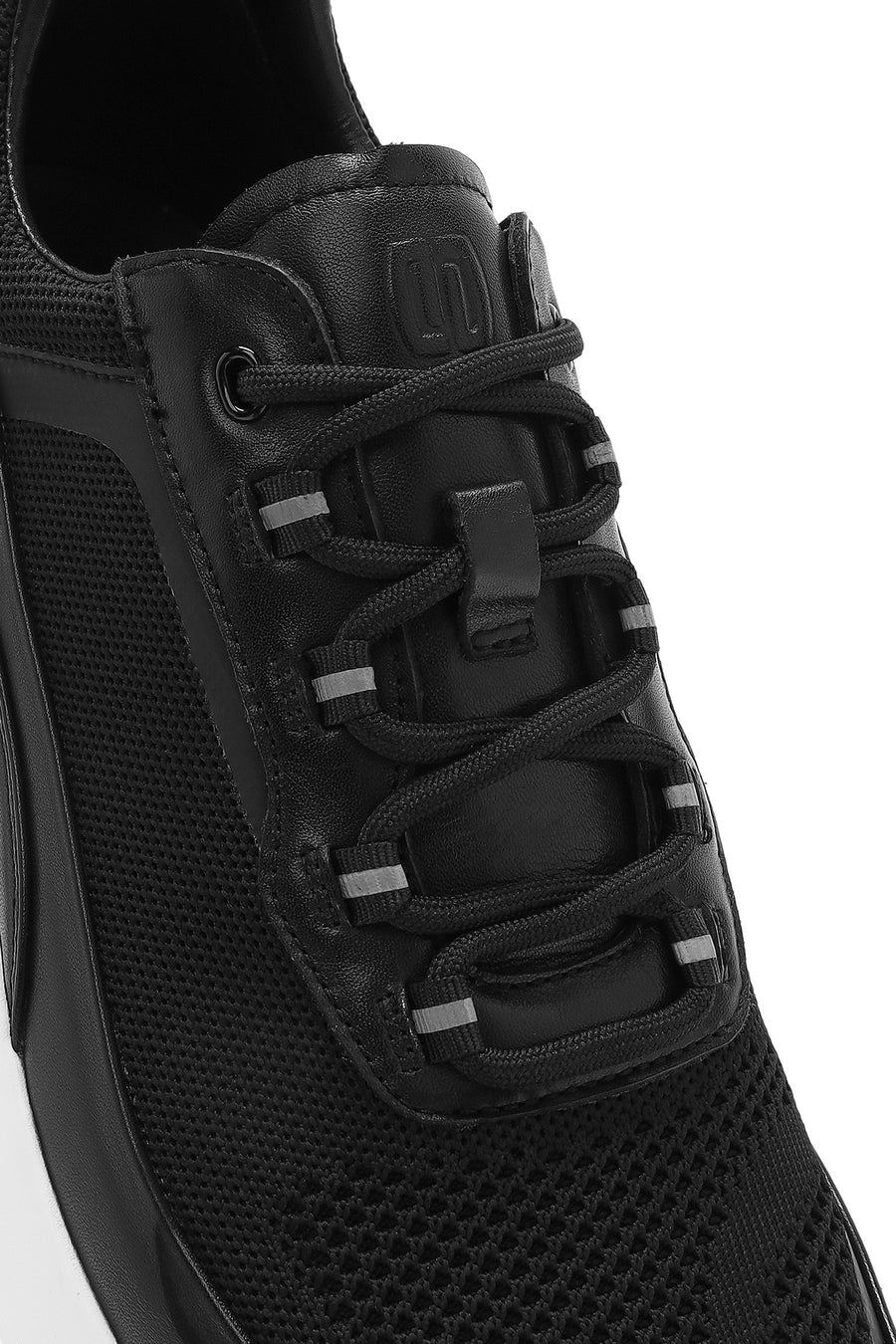 Erkek Siyah Bağcıklı Kalın Tabanlı Sneaker