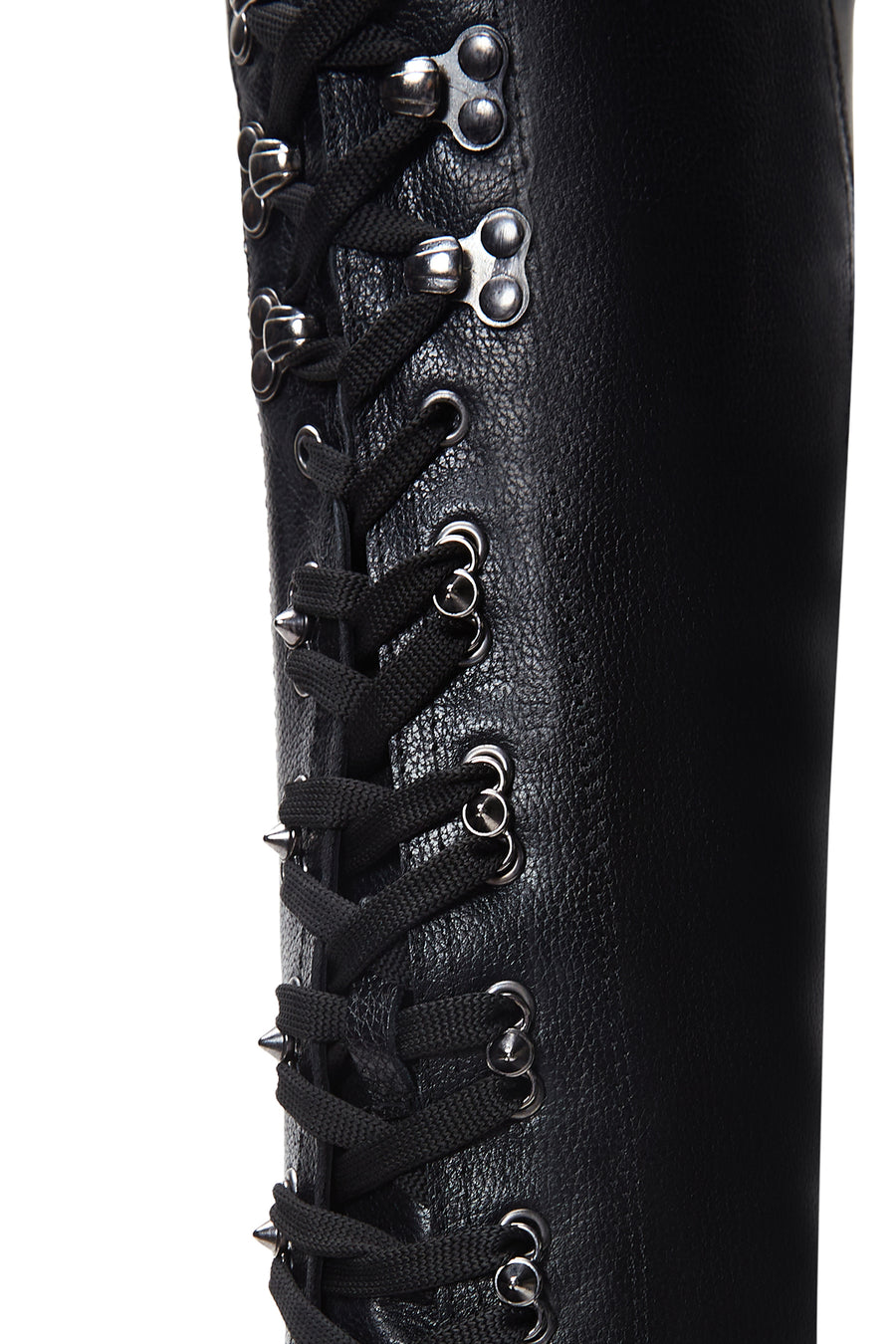Women's Black Leather Zippered Thick Soled Boots