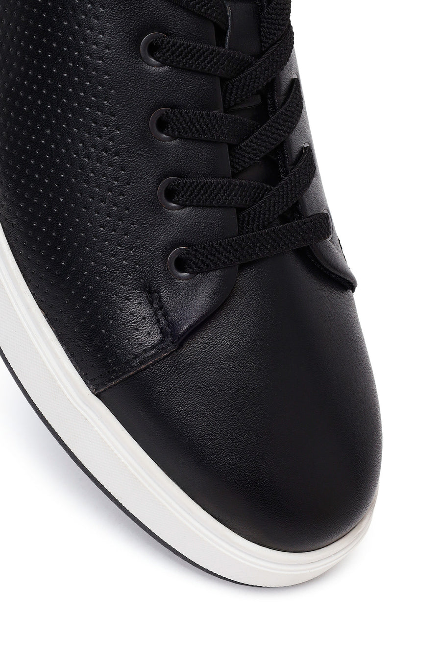 Male Black Lace-Up Leather Sneaker