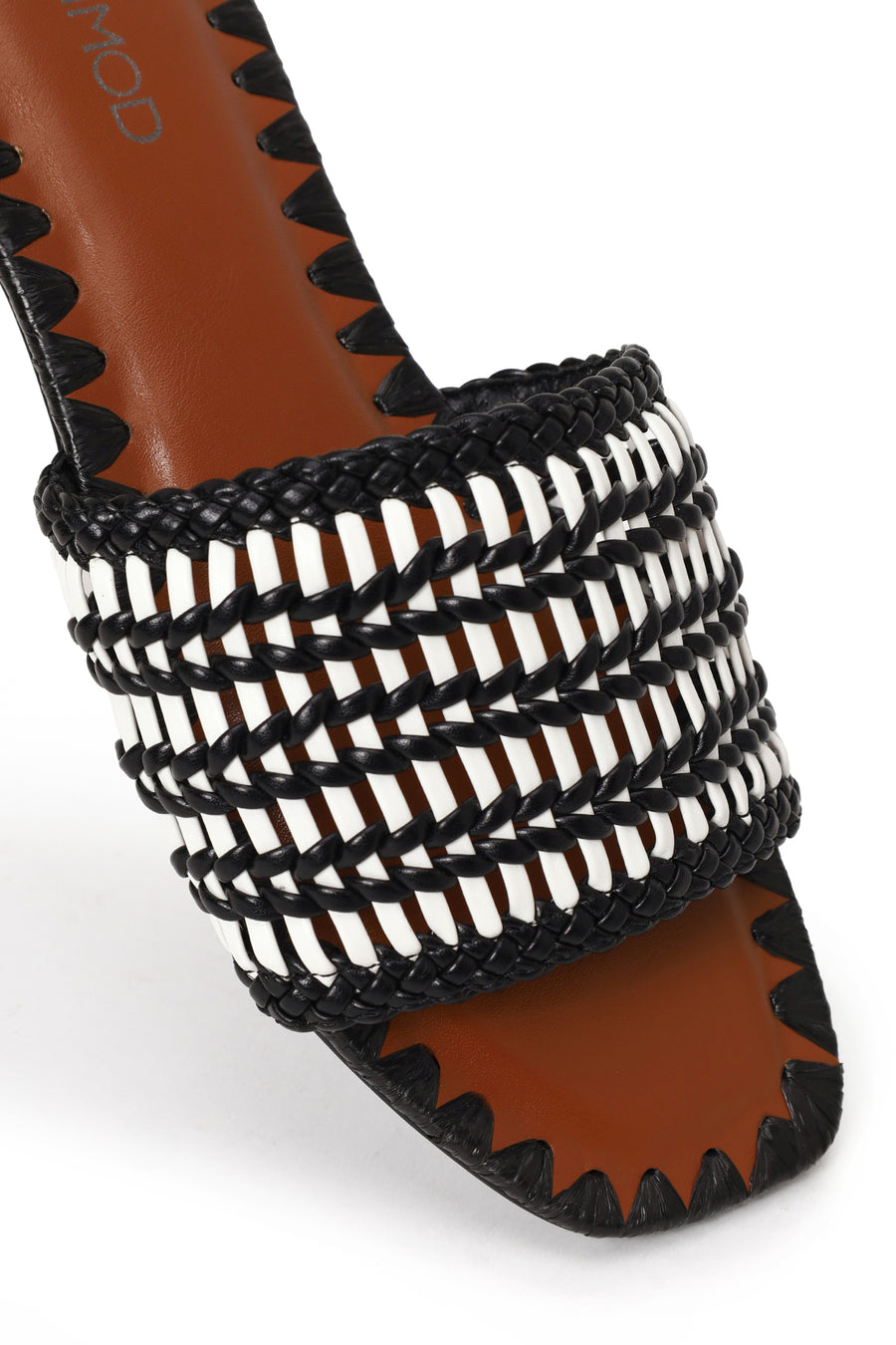 Woman Black Braided Slipper