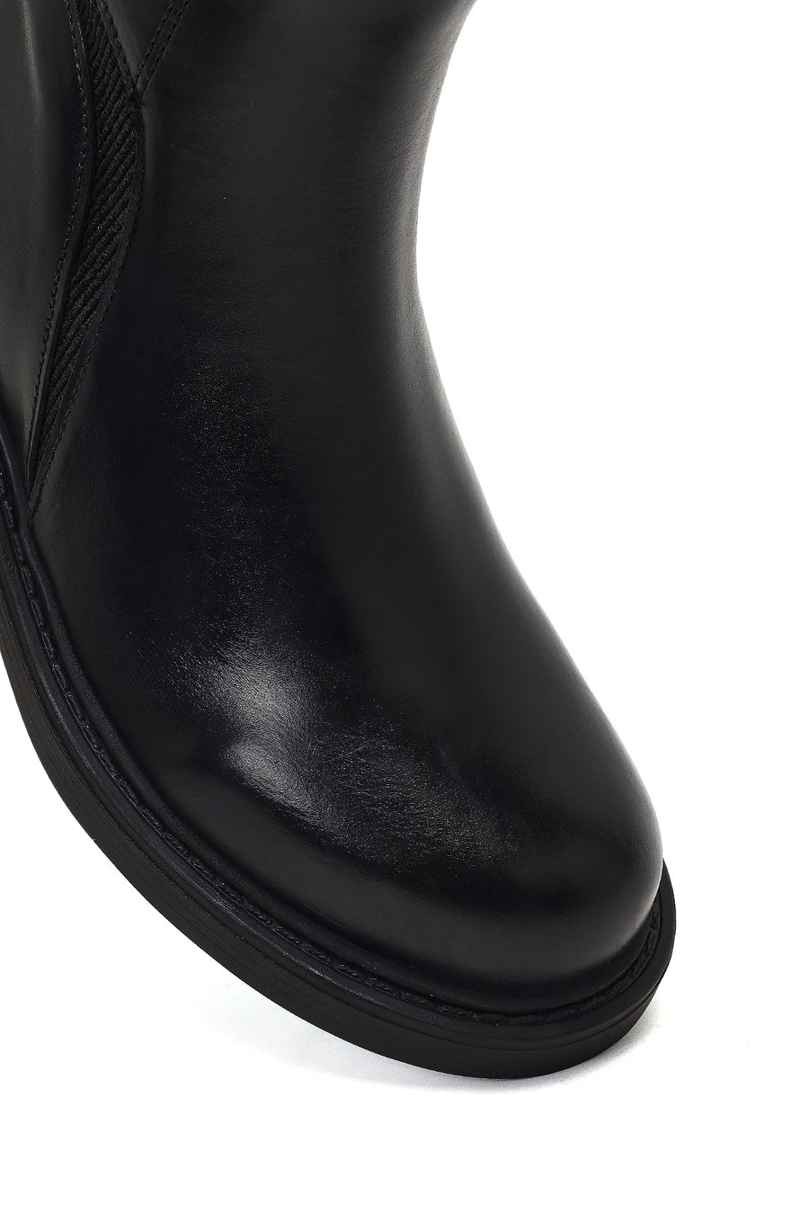 Woman Black Zip Closure Leather Boots