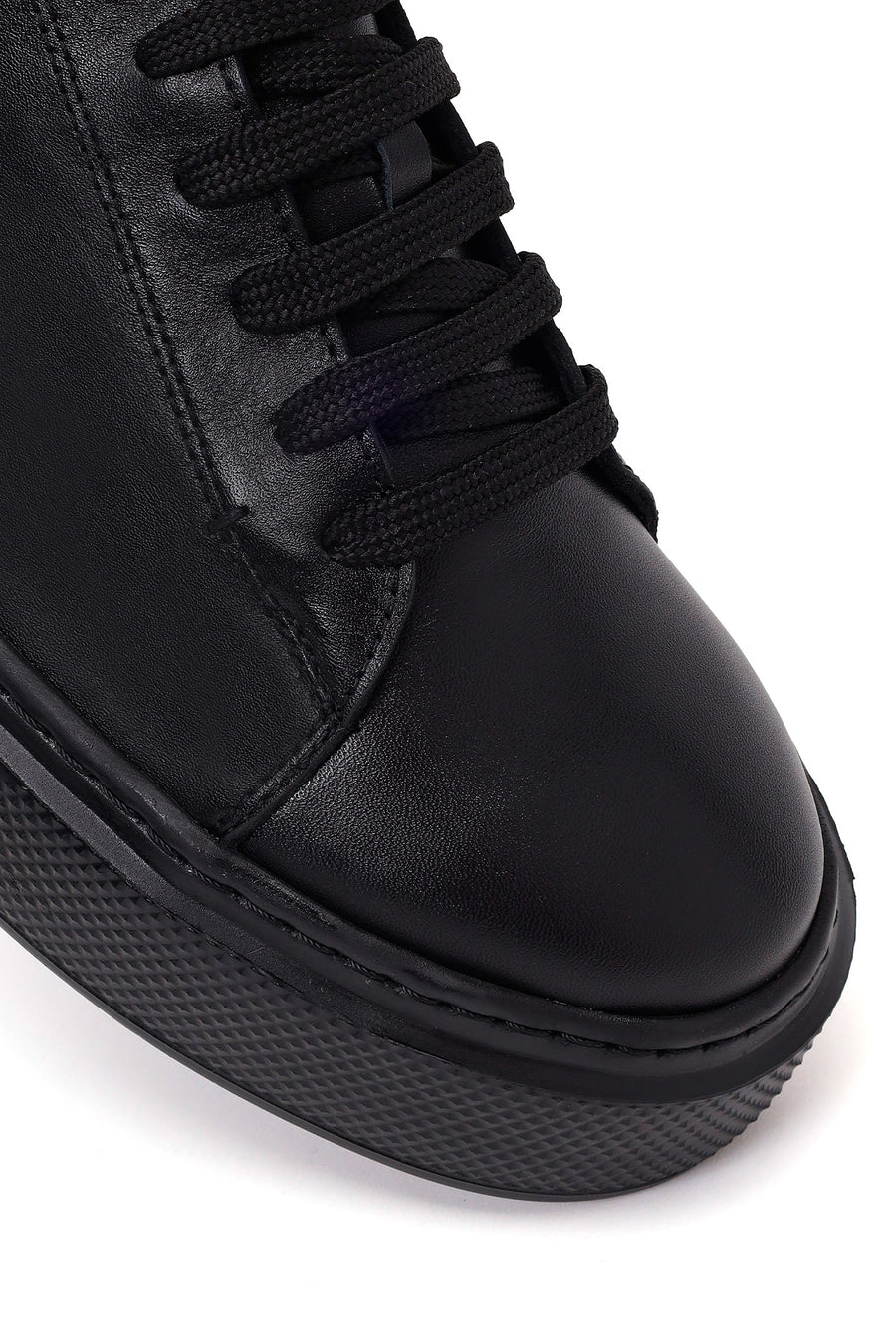 Erkek Siyah Bağcıklı Kalın Tabanlı Deri Sneaker