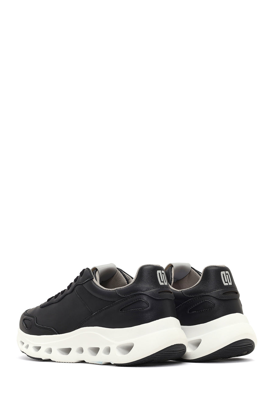 Derimod Studio Erkek Siyah Bağcıklı Kalın Tabanlı Sneaker