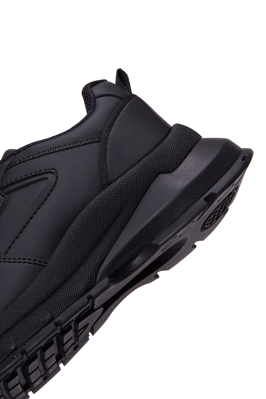 Kadın Siyah Kalın Tabanlı Bağcıklı Sneaker