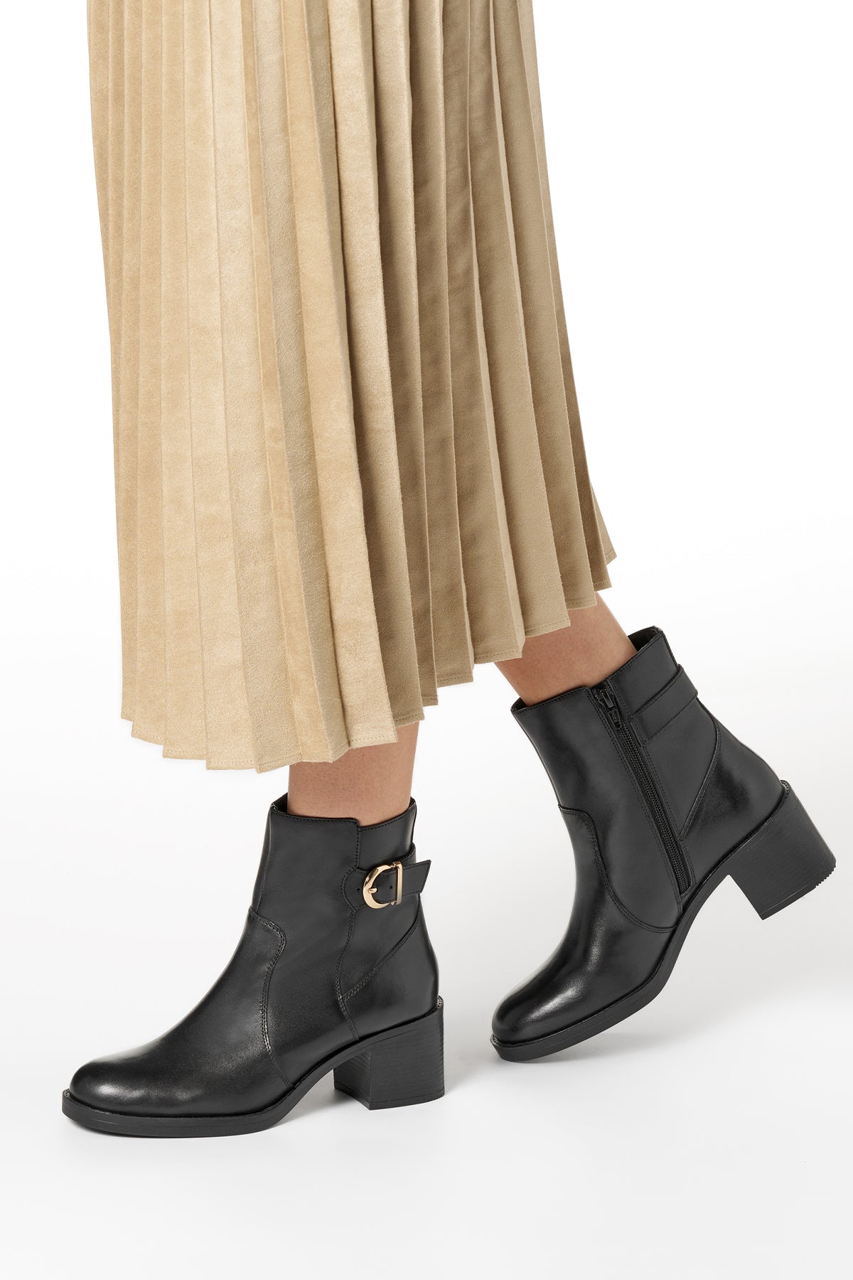 Geox Kadın Siyah D Serılda 60 A - Smo.Lea Tokalı Fermuarlı Topuklu Deri Bot