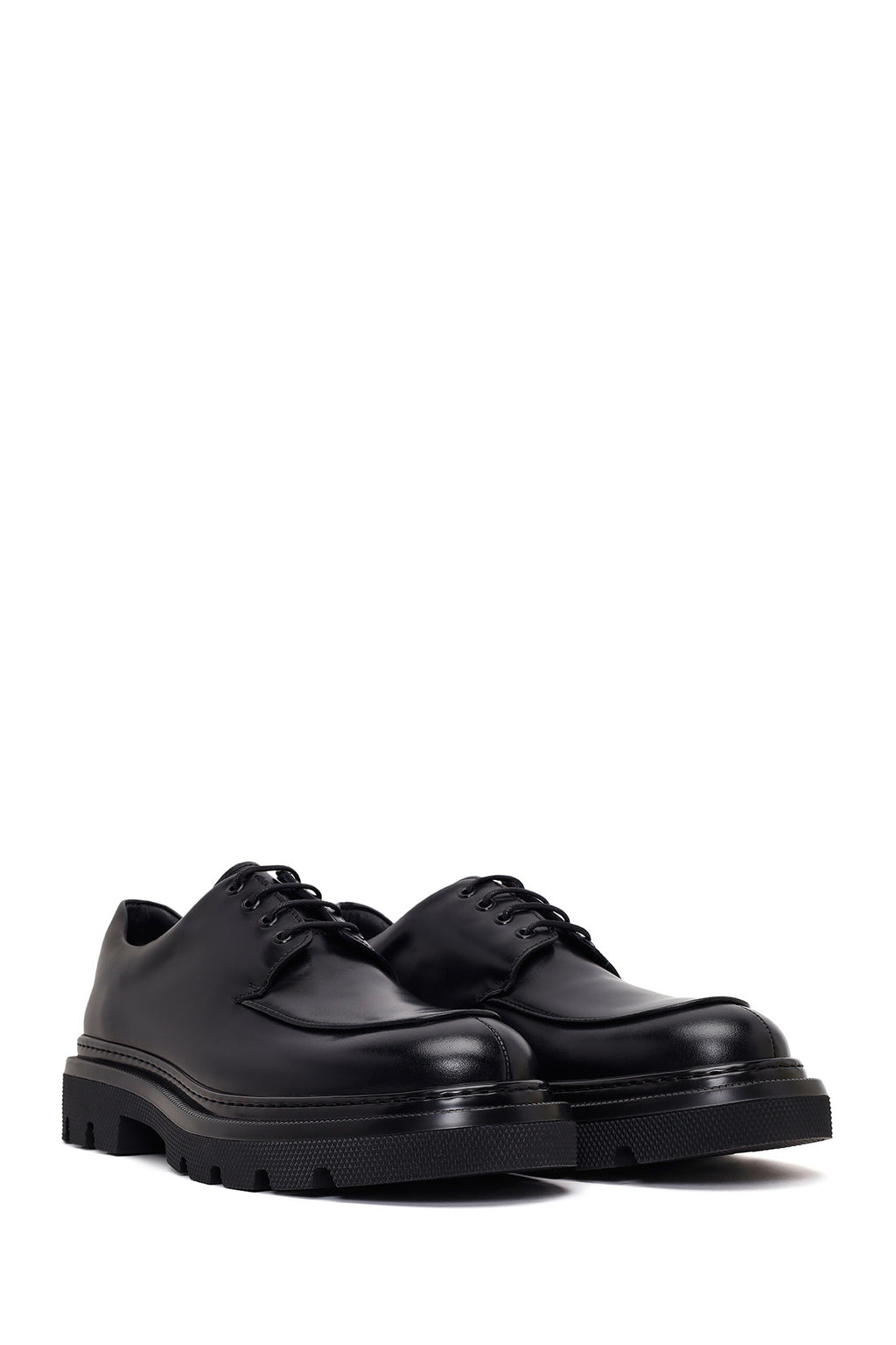 Erkek Siyah Bağcıklı Kalın Tabanlı Deri Casual Ayakkabı