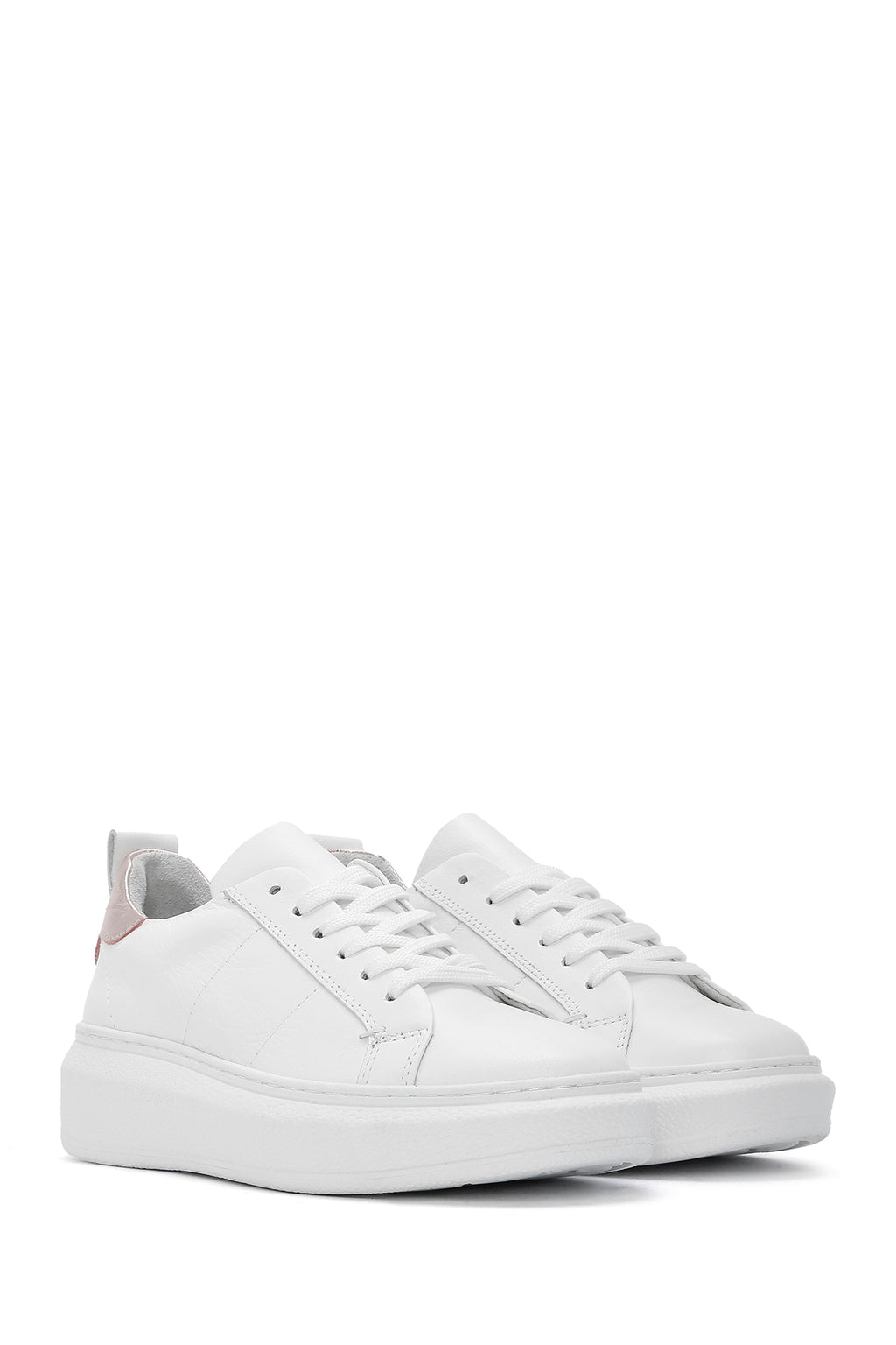 Kadın Beyaz Bağcıklı Deri Sneaker