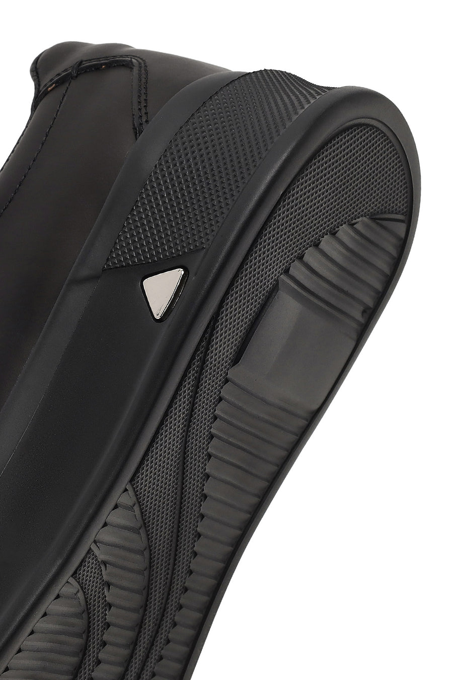 Erkek Siyah Bağcıklı Kalın Tabanlı Deri Sneaker