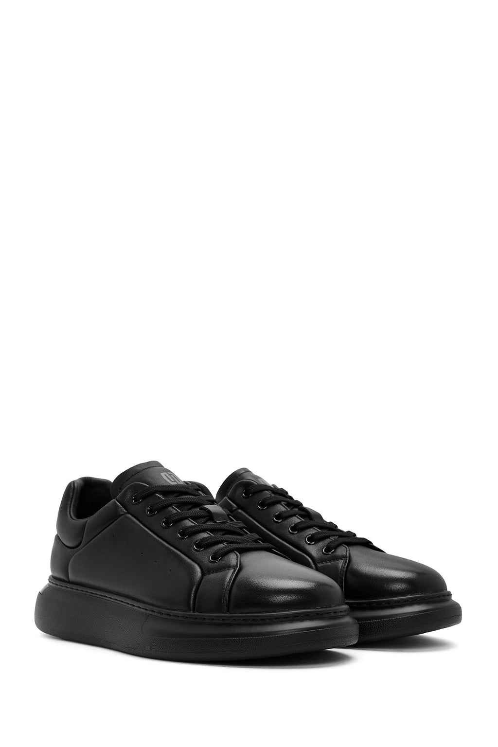 Erkek Siyah Bağcıklı Kalın Tabanlı Deri Sneaker