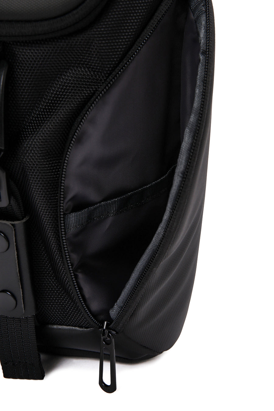 D-Pack Men's Black Long Strap Shoulder Bag