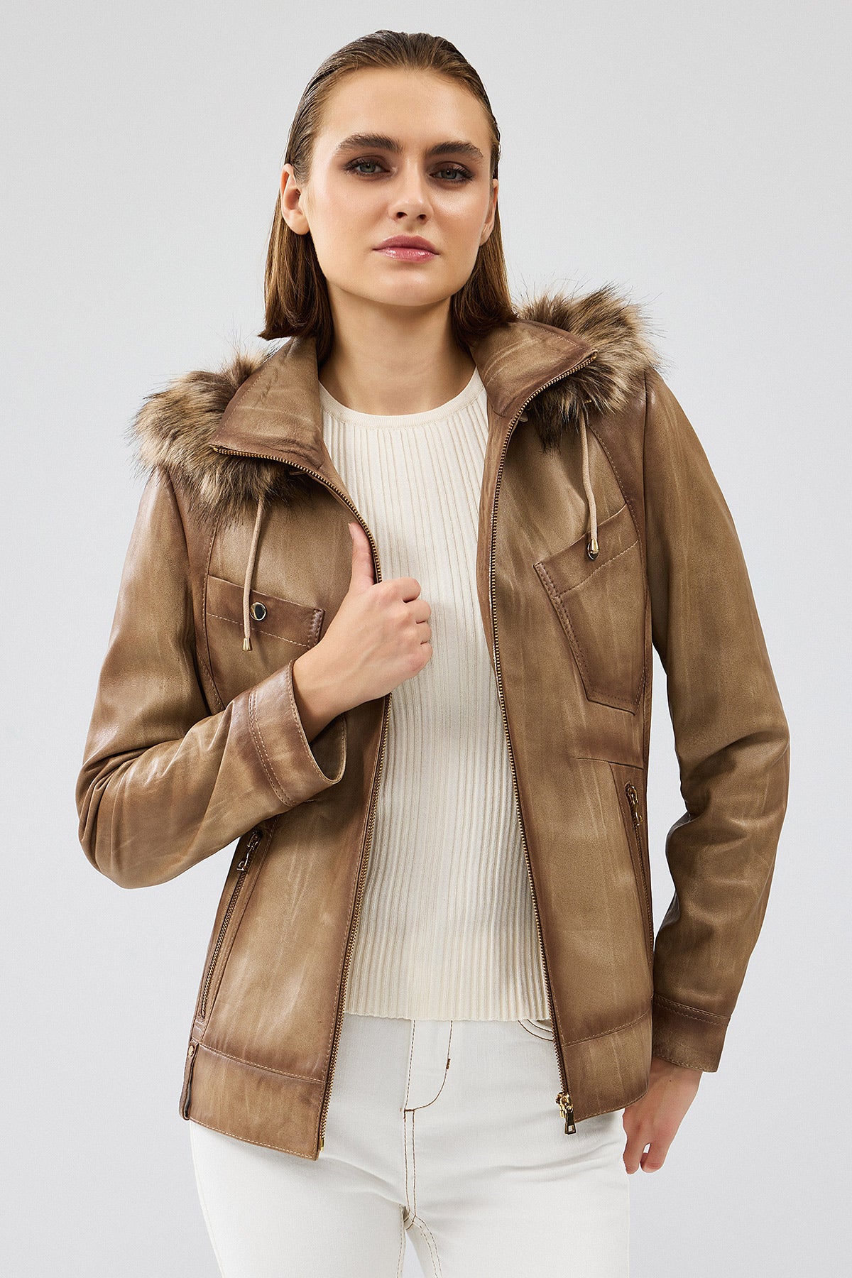 Meggy Women's Beige Hooded Furry Leather Jacket 24WGE5210NC | Derimod