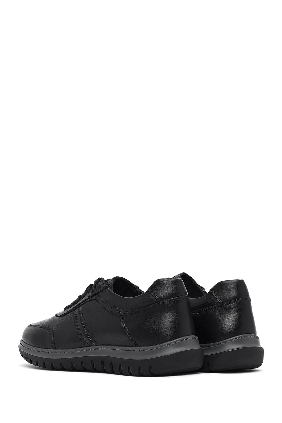 Men's Black Lace-Up Leather Sneaker