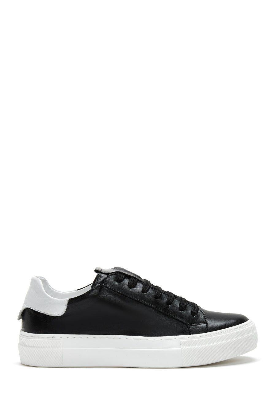 Woman Black Lace-Up Leather Sneaker 26PFD290418 | Derimod