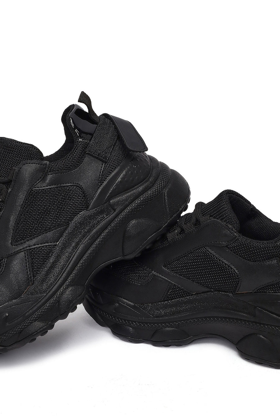 Kadın Siyah Bağcıklı Kalın Tabanlı Sneaker