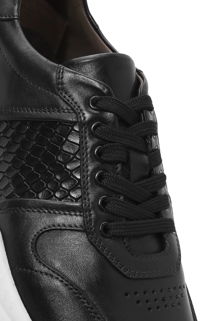 Erkek Siyah Bağcıklı Deri Casual Sneaker
