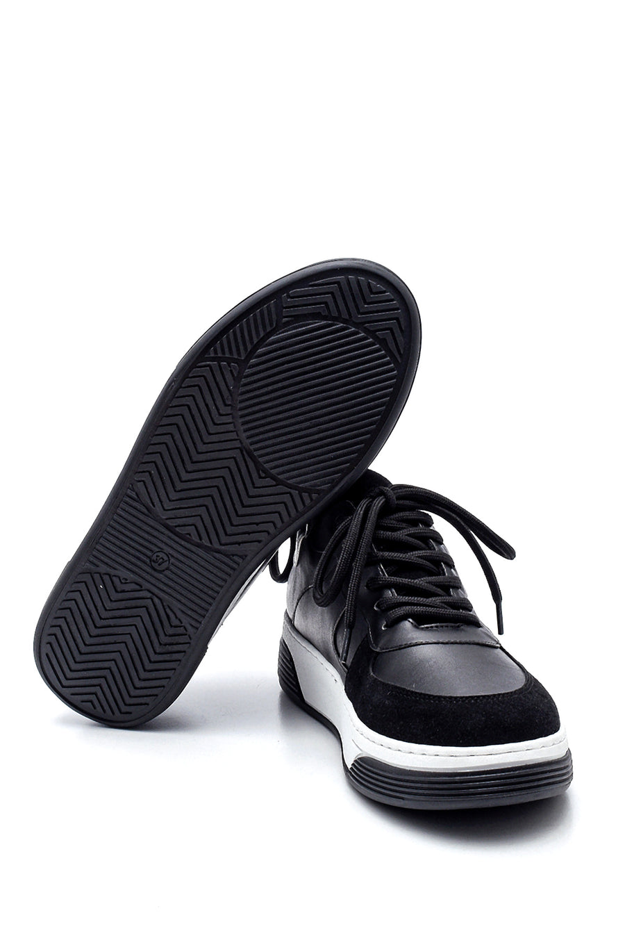 women sneakers