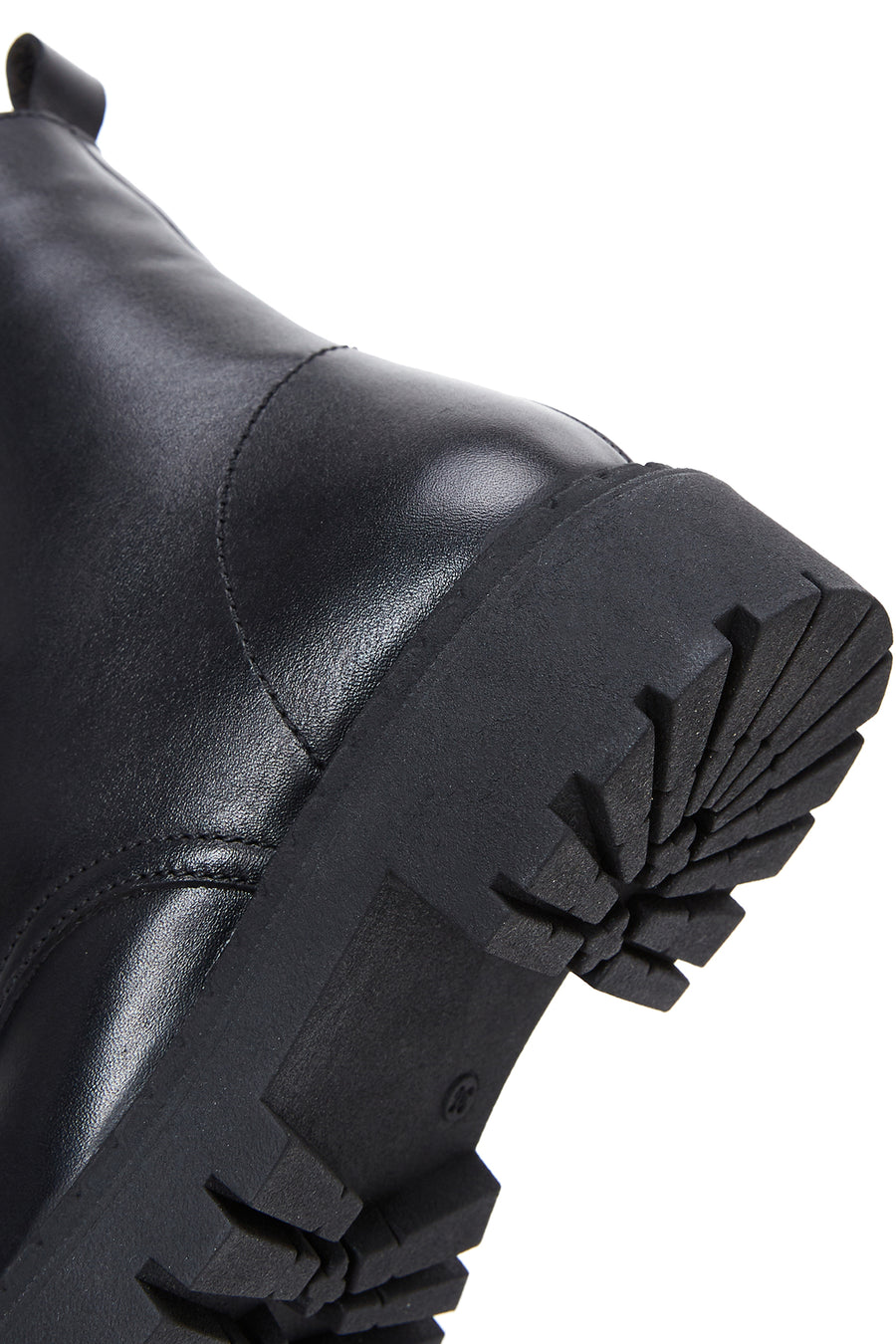 Women's Black Zippered Leather Boots