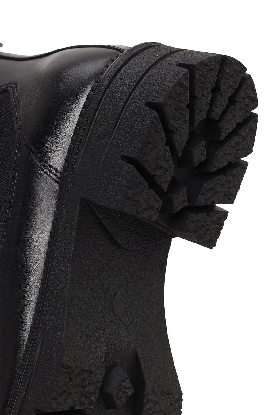 Woman Black Thick-Soled Leather Chelsea Boots