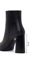 Woman Black Zip Closure Thick-Heeled Leather Boots | Derimod
