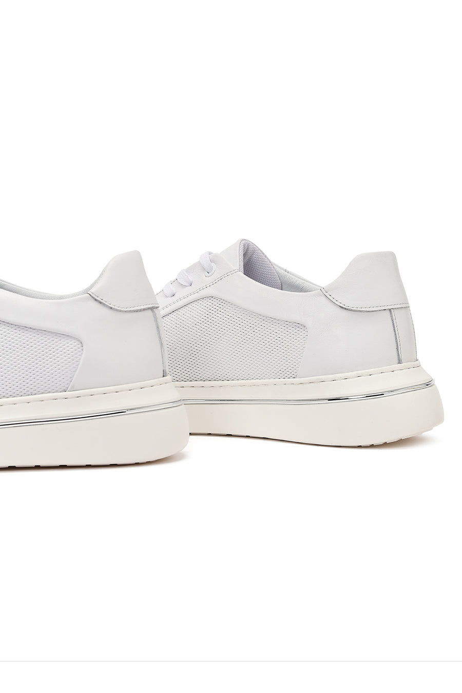 Male White Lace-Up Leather Sneaker