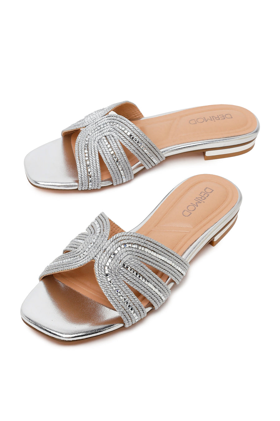 Woman Silver Slipper with Stones
