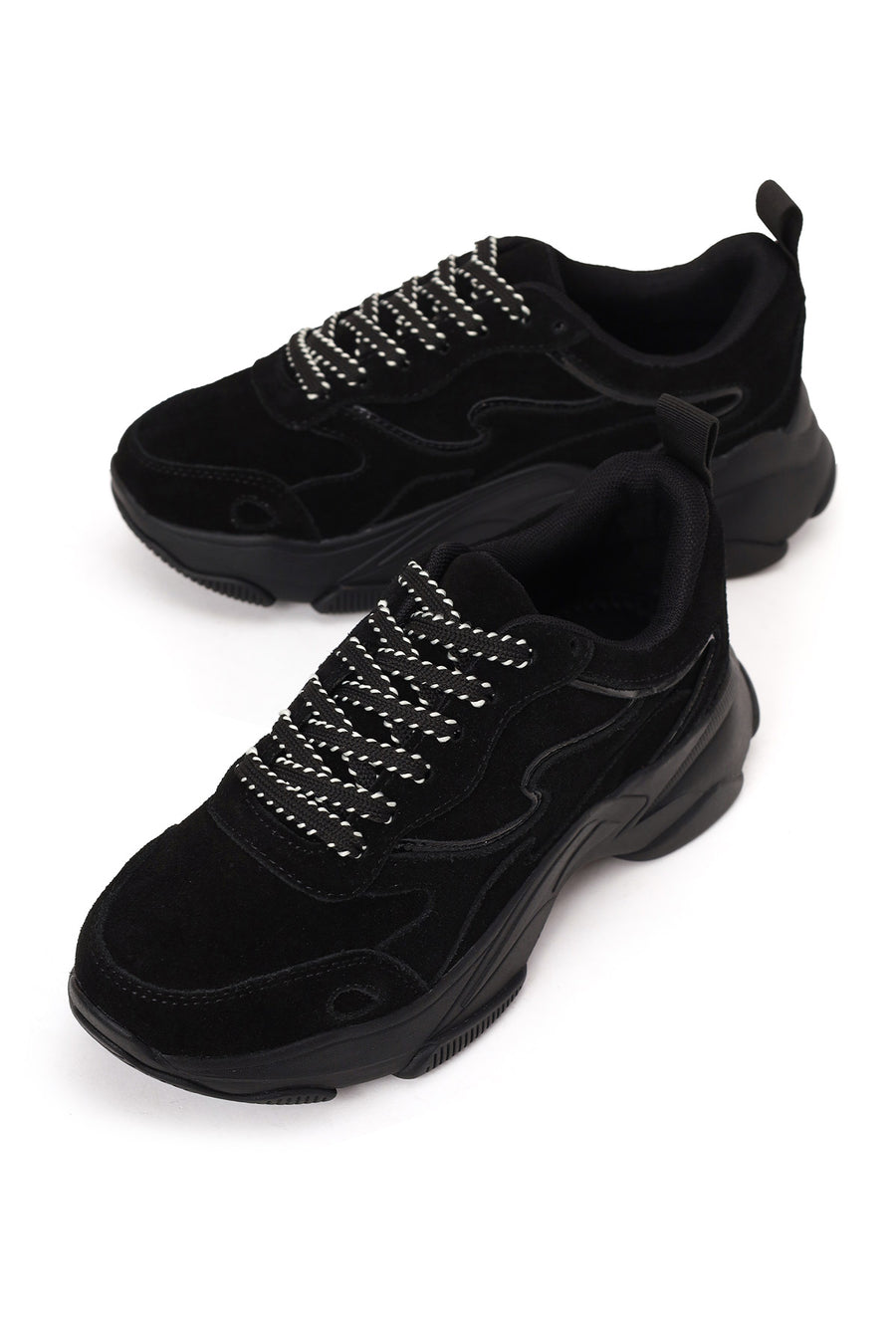 Kadın Siyah Bağcıklı Kalın Tabanlı Süet Deri Sneaker