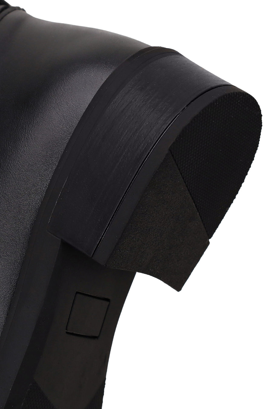 Woman Black Zip Closure Buckled Boots