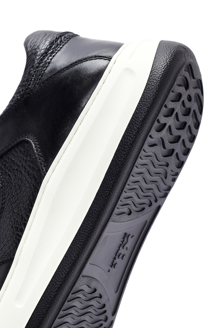 Men's Black Lace-up Leather Sneaker