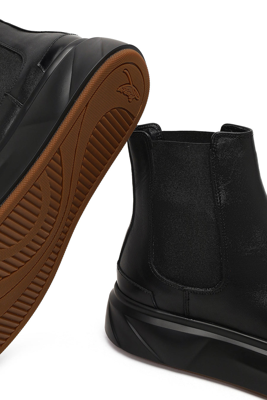 Men's Black Thick-Soled Leather Chelsea Boot