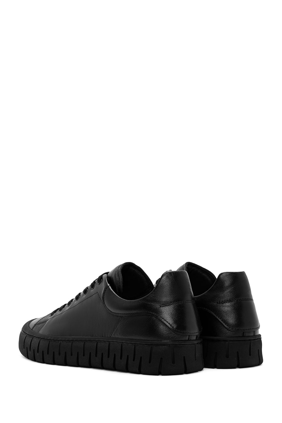Men's Black Lace-up Leather Sneaker