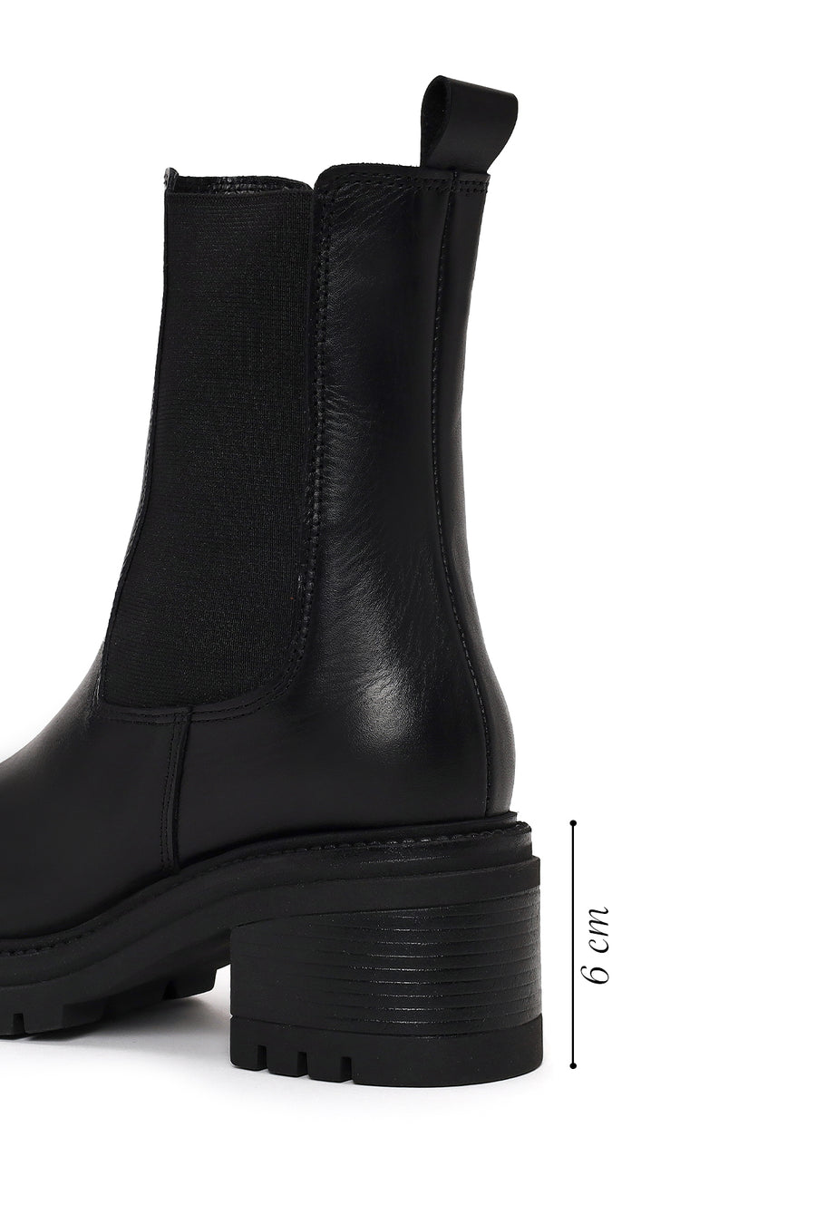 Woman Black Thick-Heeled Leather Chelsea Boots
