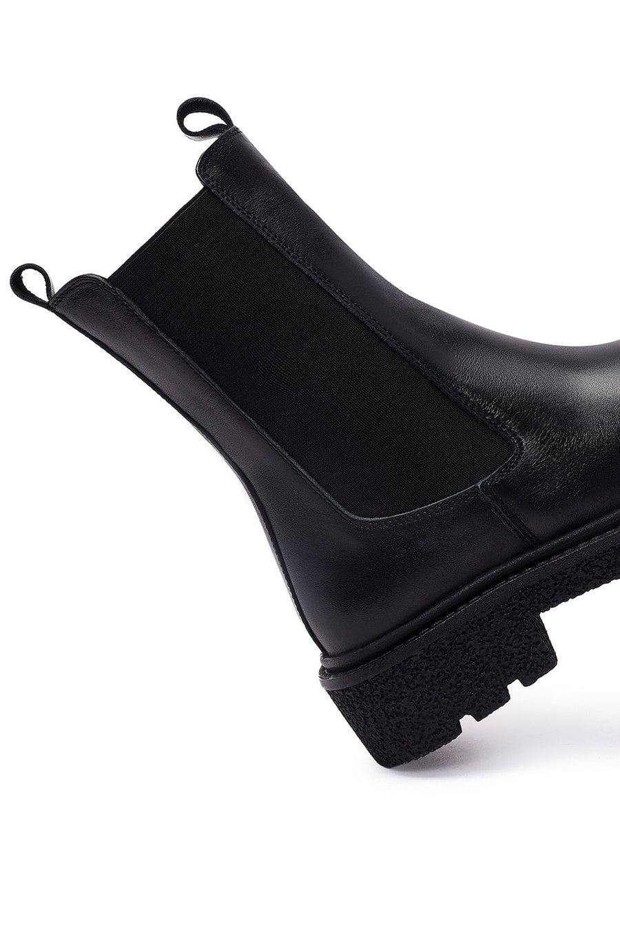 Woman Black Thick-Soled Leather Chelsea Boots
