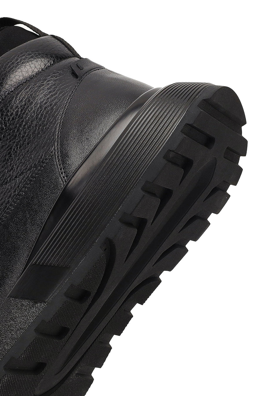 Men's Black Zippered Thick Sole Leather Sports Boot