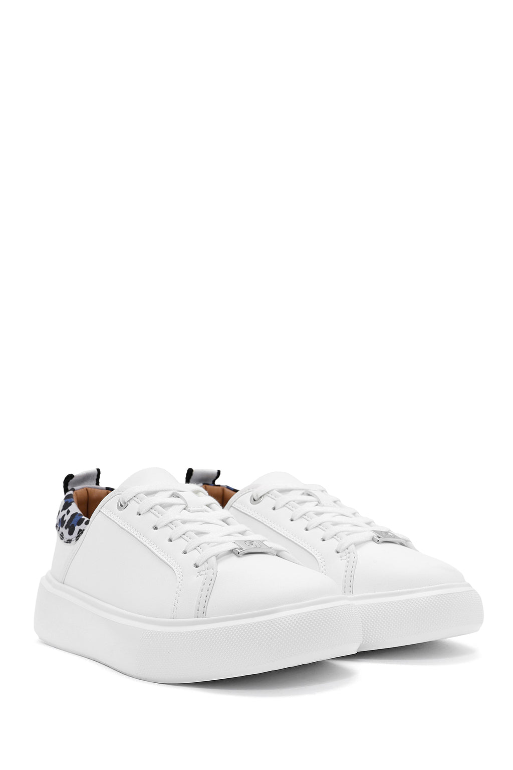 ACBC x Derimod Kadın Beyaz Bağcıklı Leopar Detaylı Sneaker