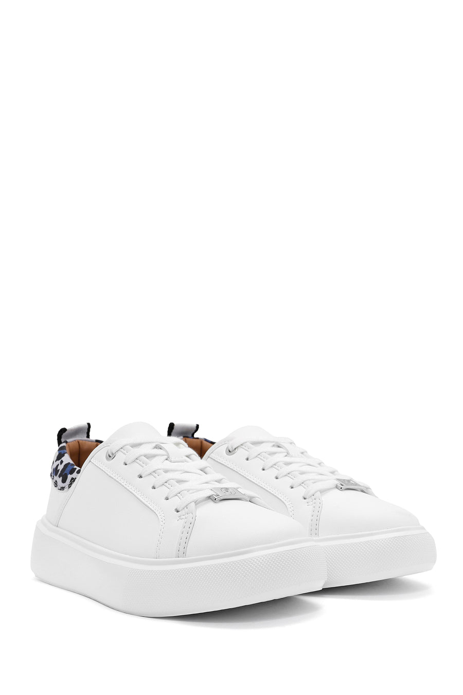 ACBC x Derimod Kadın Beyaz Bağcıklı Leopar Detaylı Sneaker