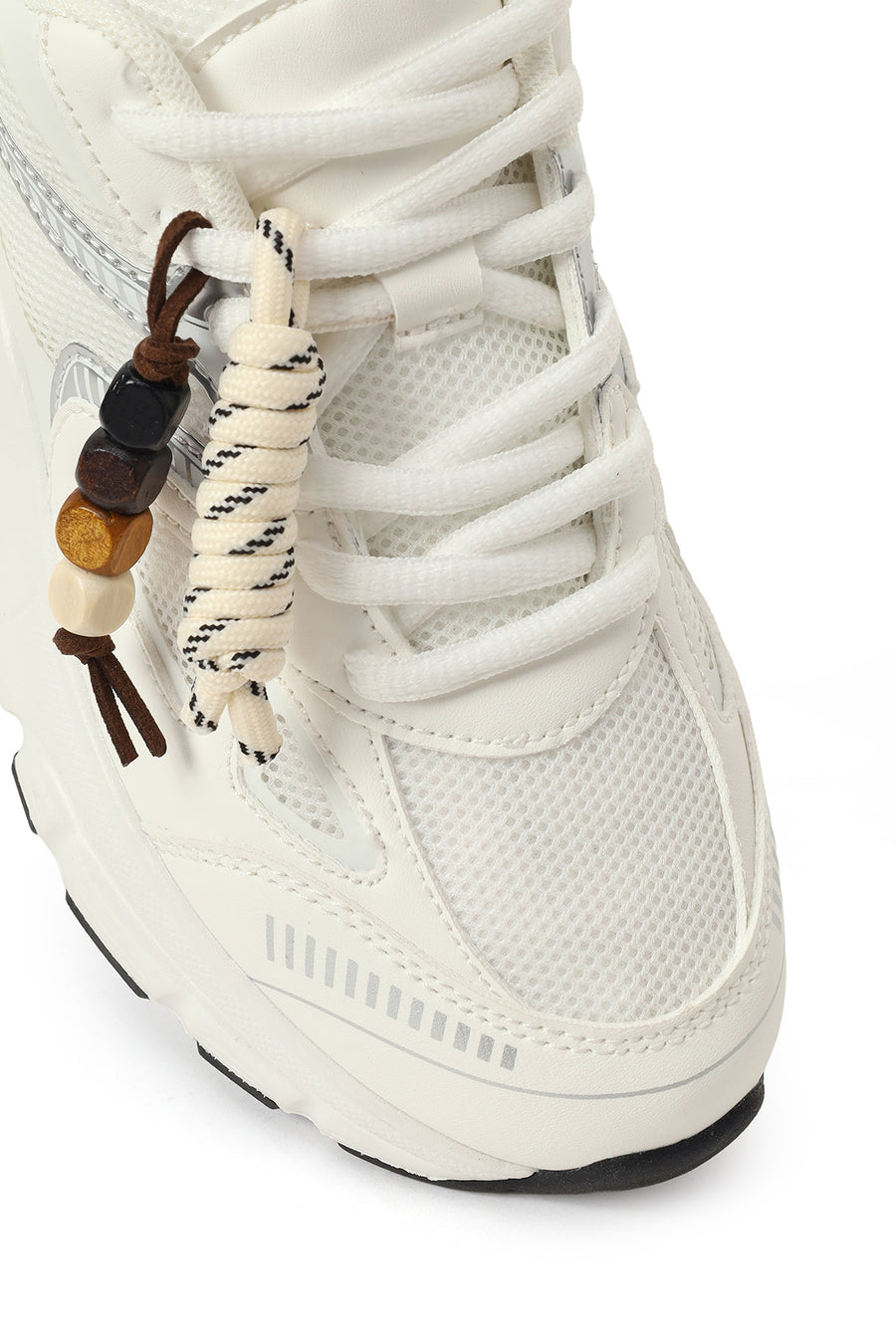Woman White Lace-Up Thick-Soled Charm Sneaker
