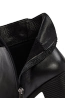 Women's Black Zippered Thick Heeled Leather Boots | Derimod