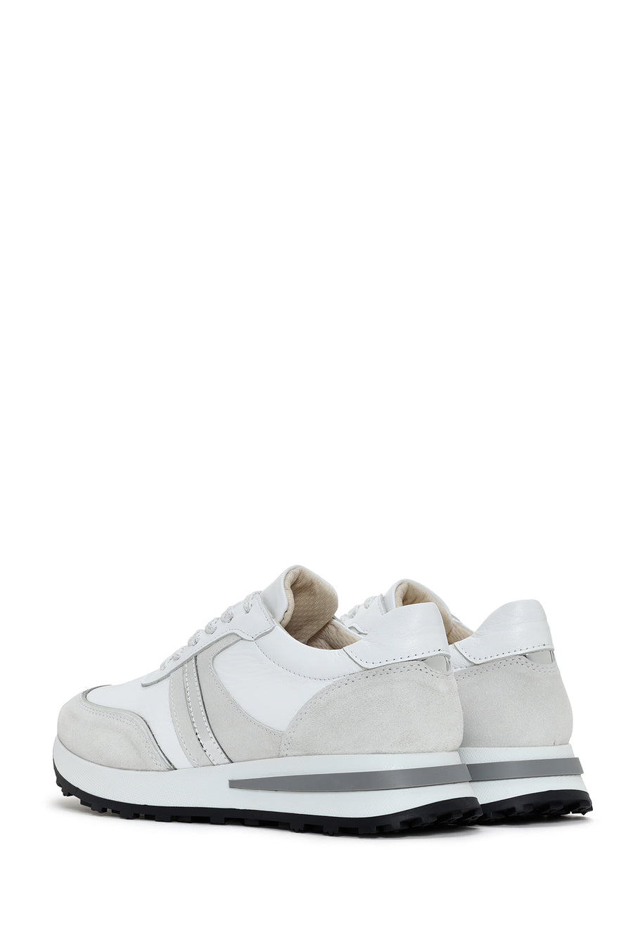 Kadın Beyaz Bağcıklı Deri Sneaker