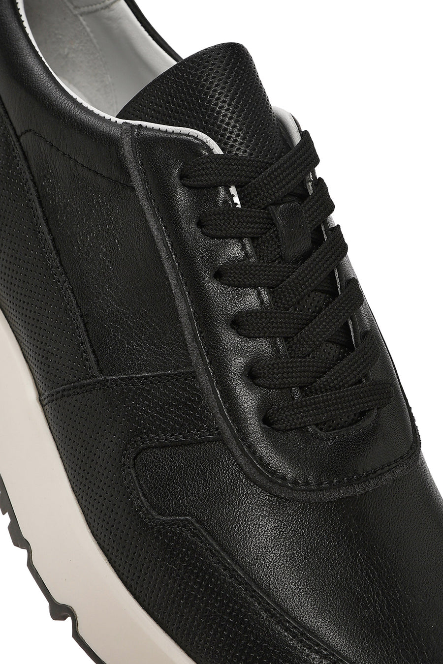 Erkek Siyah Bağcıklı Deri Casual Sneaker