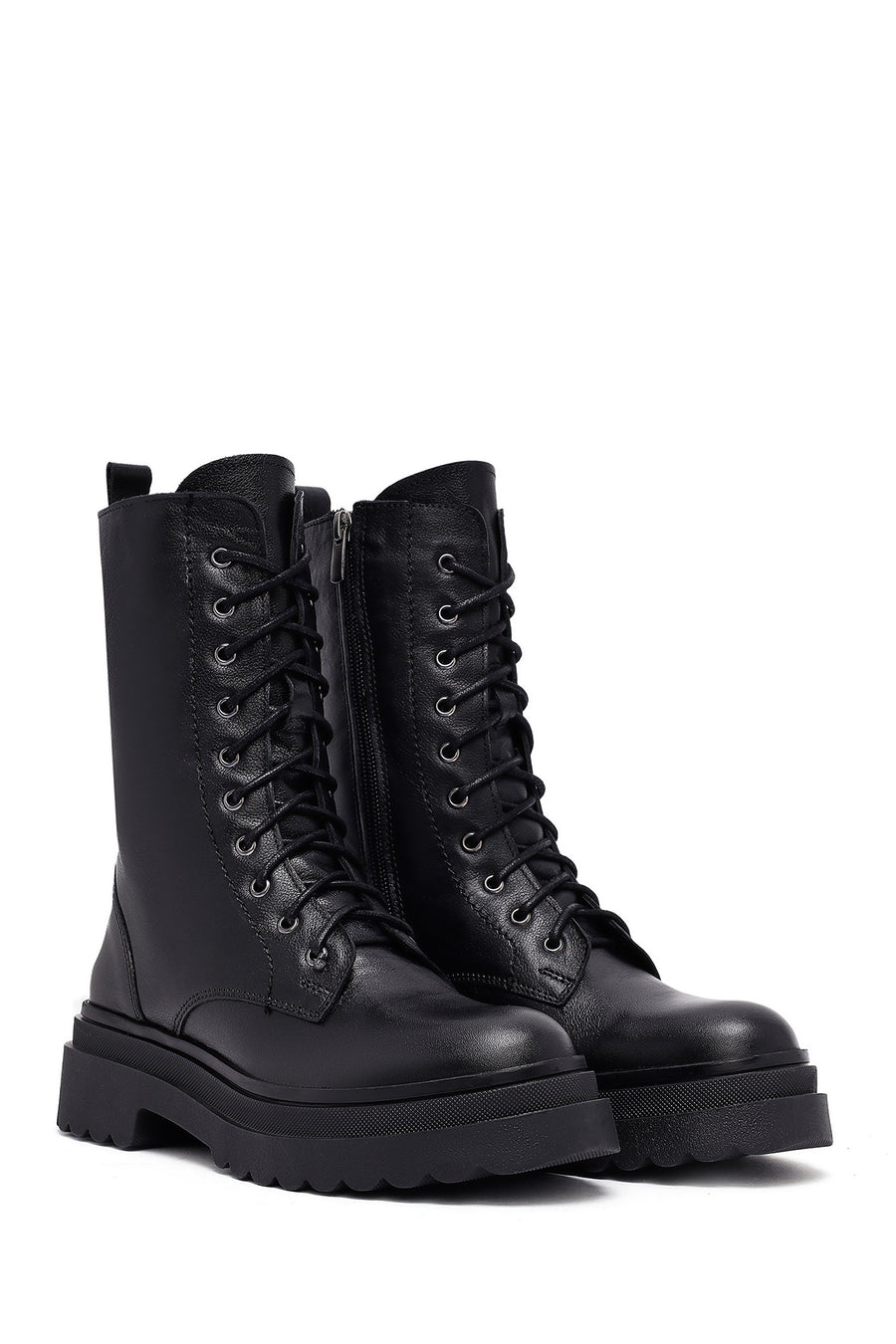 Woman Black Zip Closure Leather Combat Boots