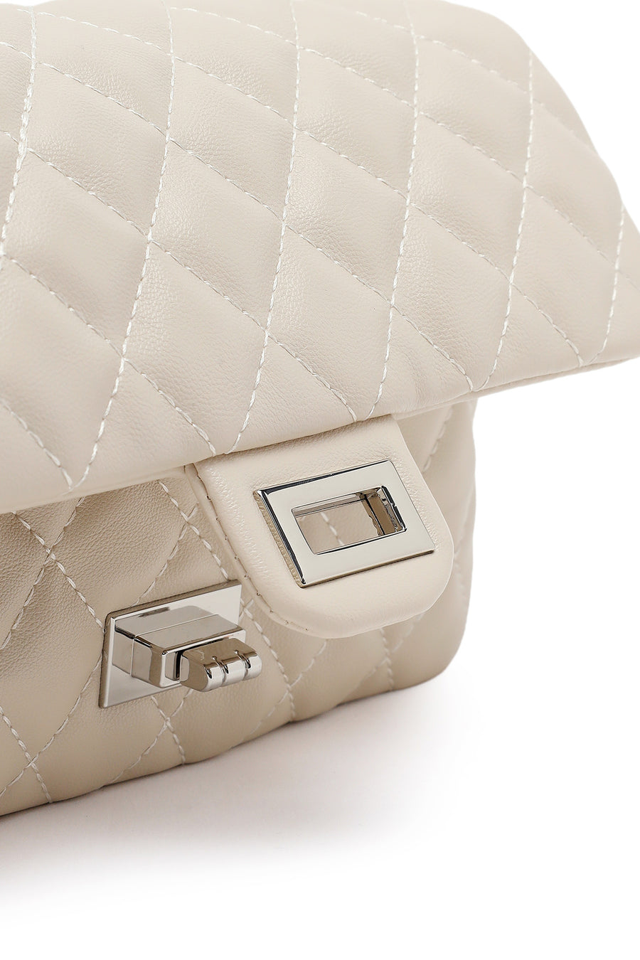 Woman Cream Chain-Strap Quilted Shoulder Bag