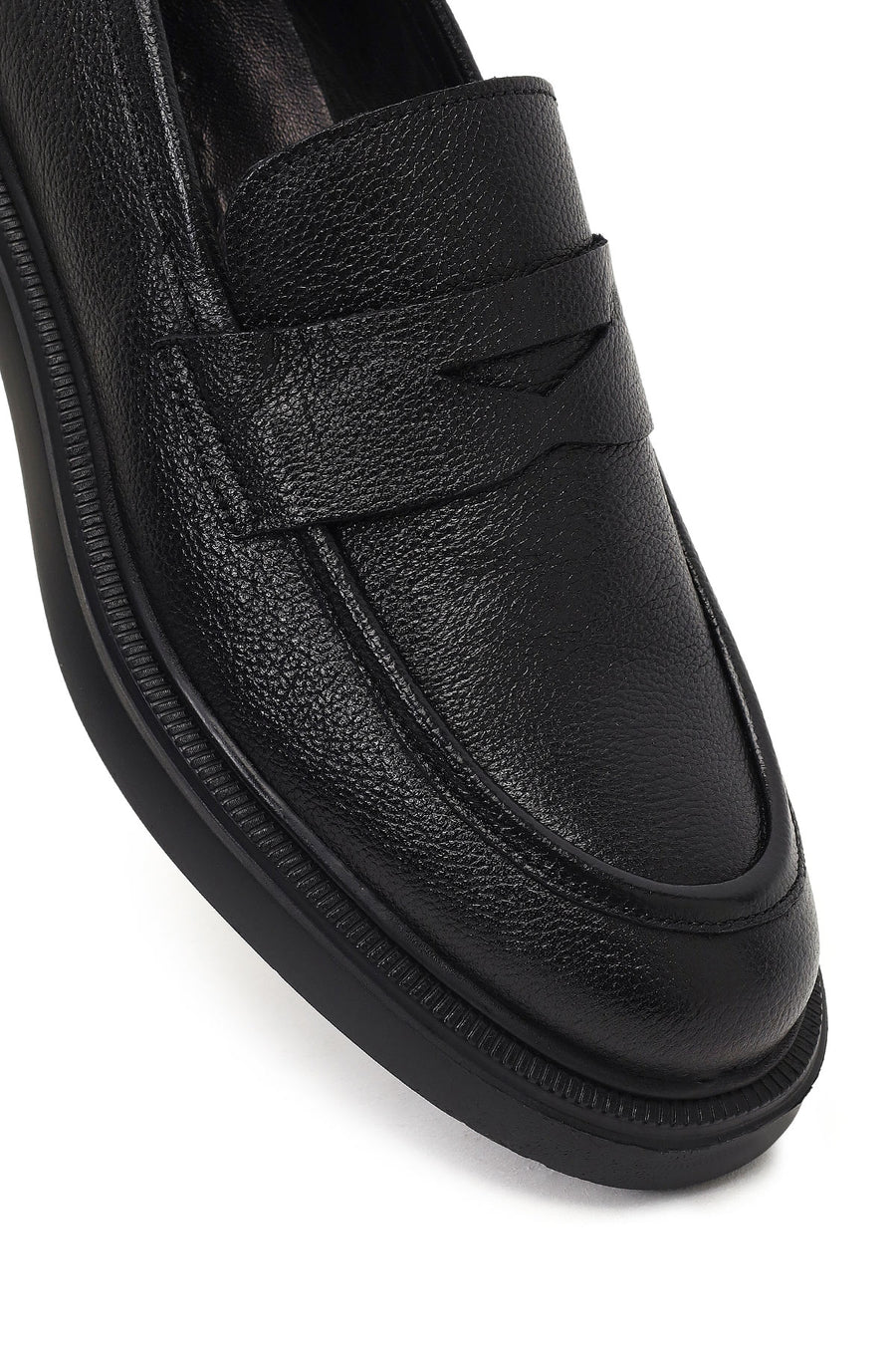 Men's Black Thick-Soled Leather Loafer