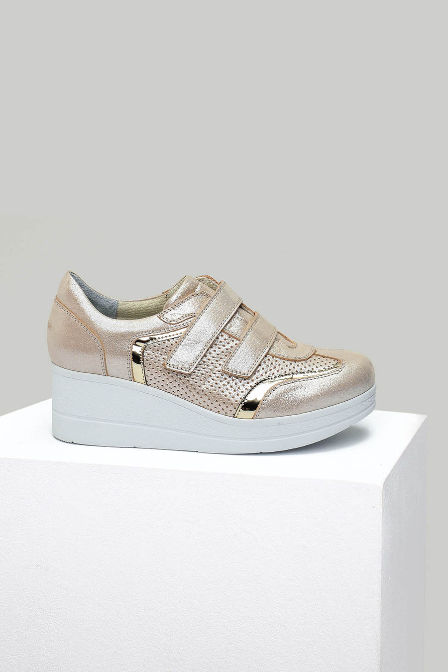Women's Shoes