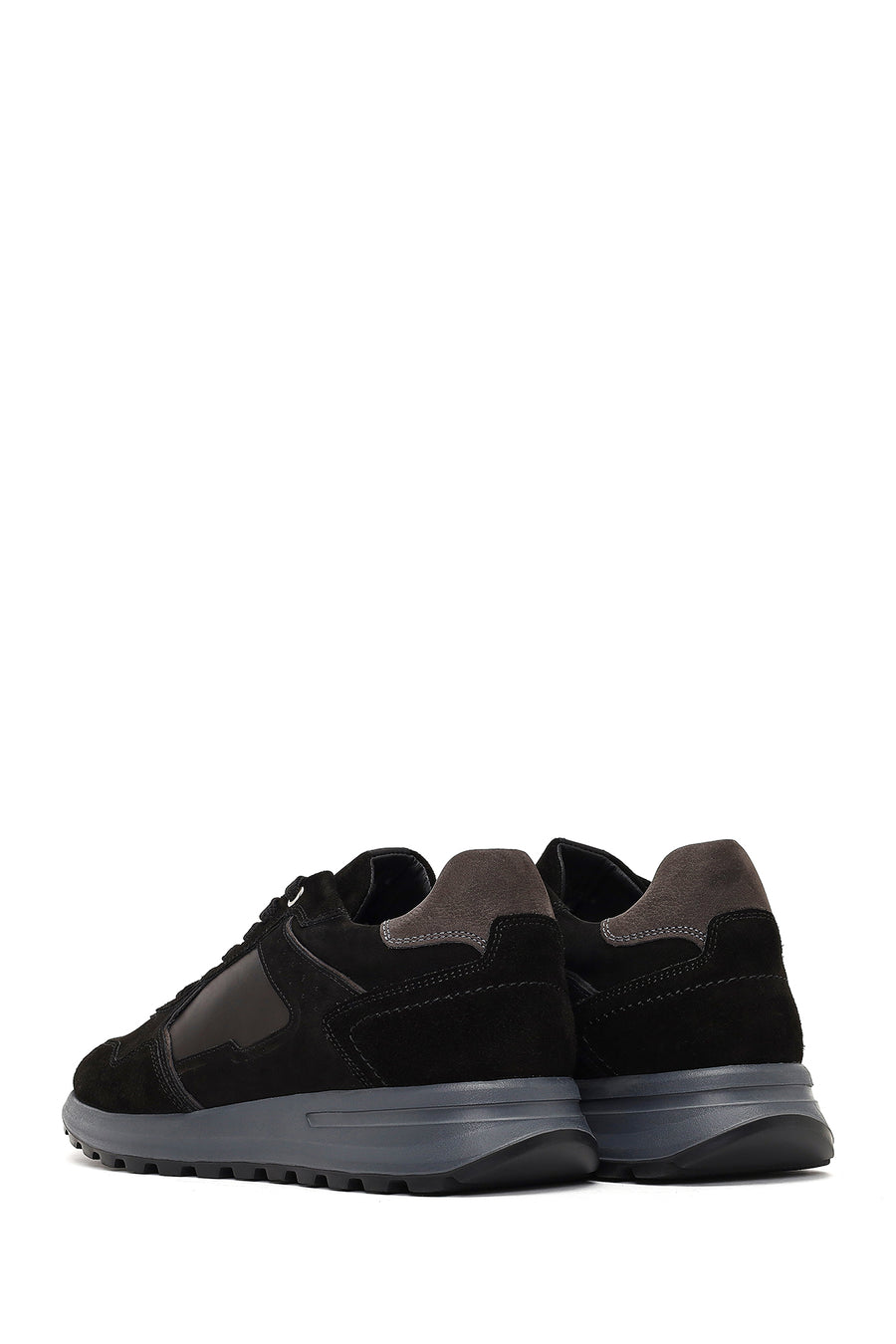 Men's Black Lace-Up Leather Sneaker