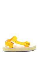 Kadın Sarı Düz Sandalet | Derimod