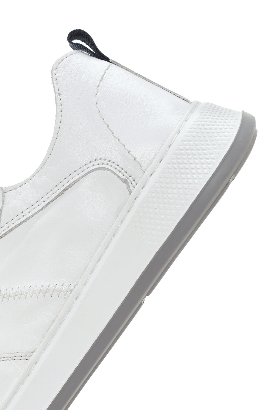 Men's White Lace-up Leather Sneaker