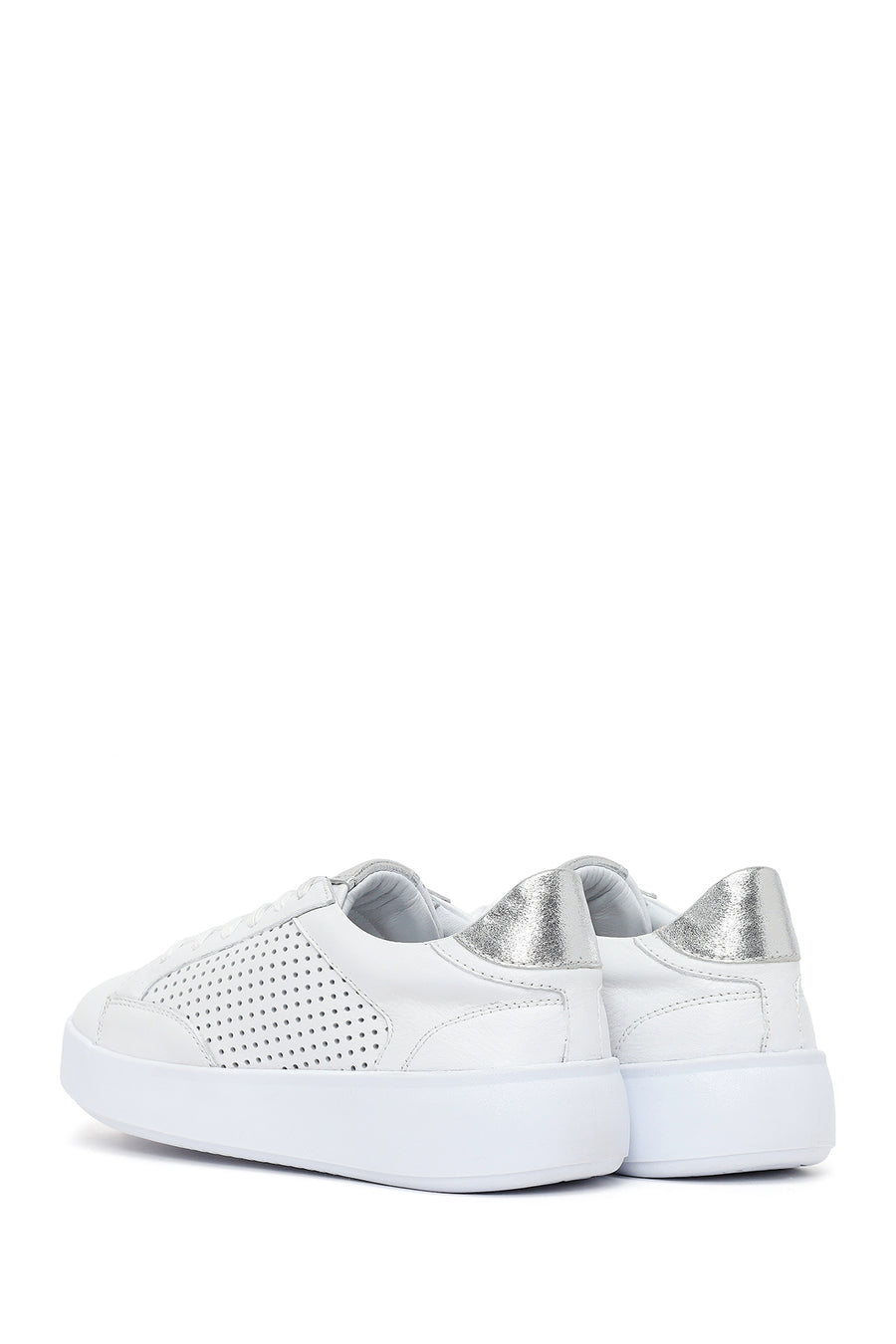 Kadın Beyaz Bağcıklı Deri Sneaker