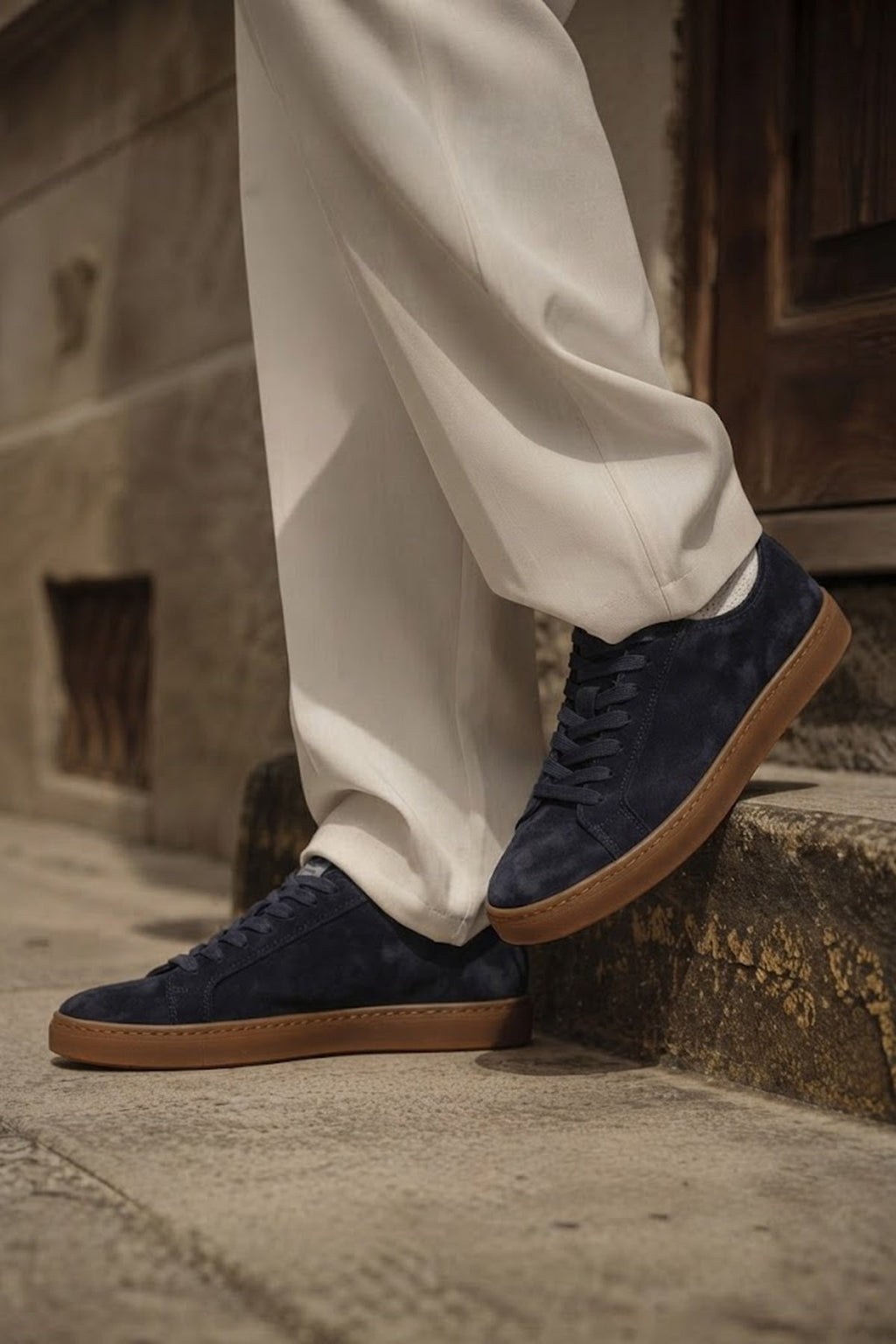Erkek Lacivert Bağcıklı Süet Deri Sneaker